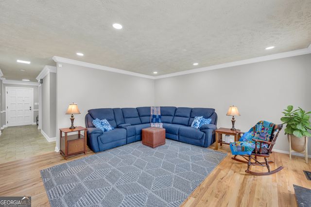 3252 Clairmont North NE, Brookhaven, GA 30329