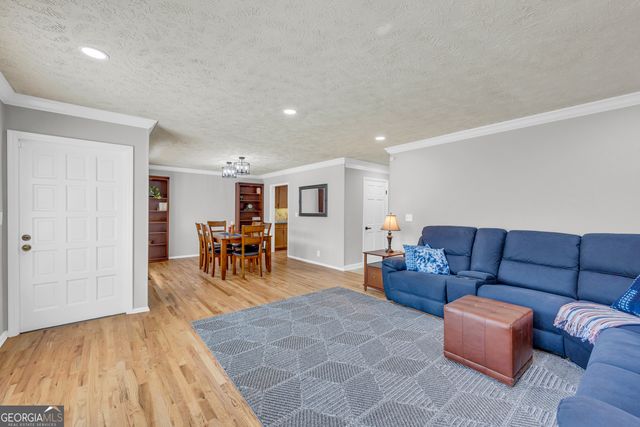 3252 Clairmont North NE, Brookhaven, GA 30329