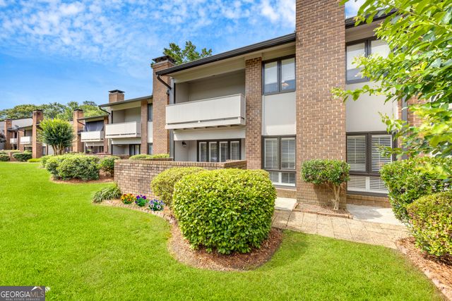 3252 Clairmont North NE, Brookhaven, GA 30329