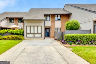 3252 Clairmont North NE, Brookhaven, GA 30329