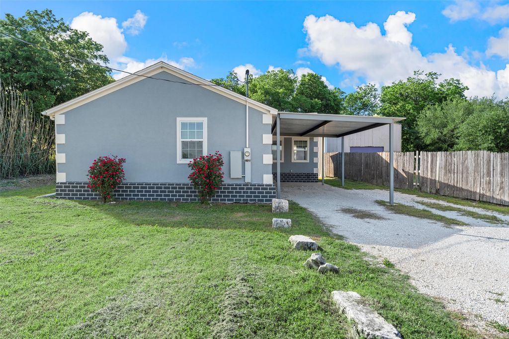 1562 Roadrunner Trail, Riesel, TX 76682