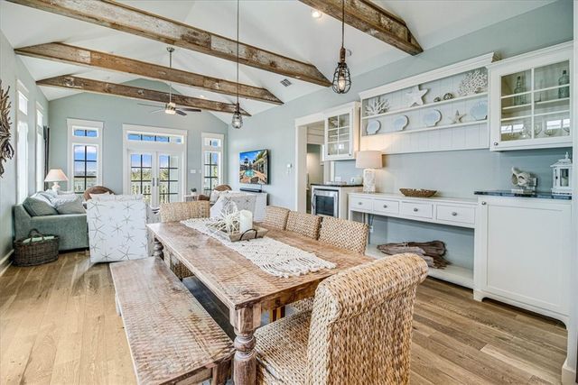 128 Bent Grass Dr, Port Aransas, TX 78373