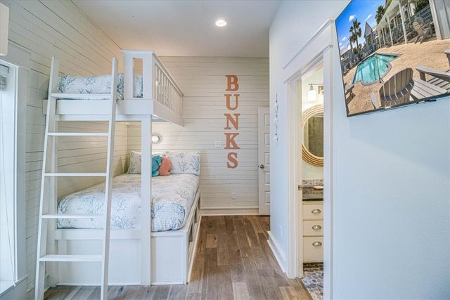 128 Bent Grass Dr, Port Aransas, TX 78373