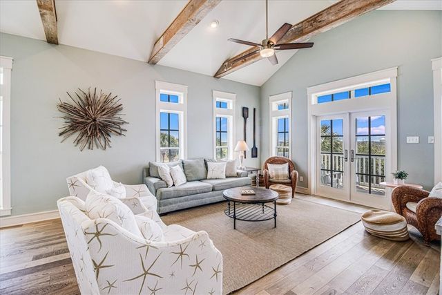 128 Bent Grass Dr, Port Aransas, TX 78373