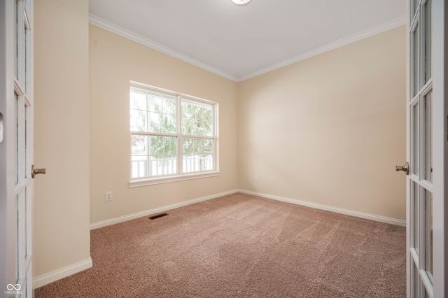 2650 S Parkview Drive, New Palestine, IN 46163