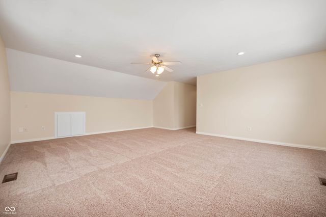 2650 S Parkview Drive, New Palestine, IN 46163