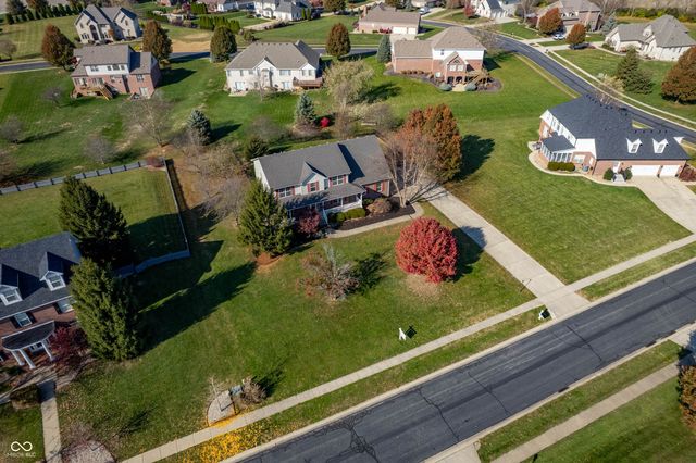 2650 S Parkview Drive, New Palestine, IN 46163