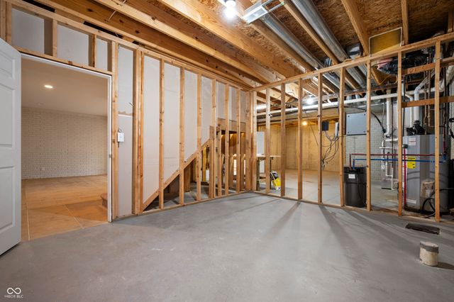 2650 S Parkview Drive, New Palestine, IN 46163