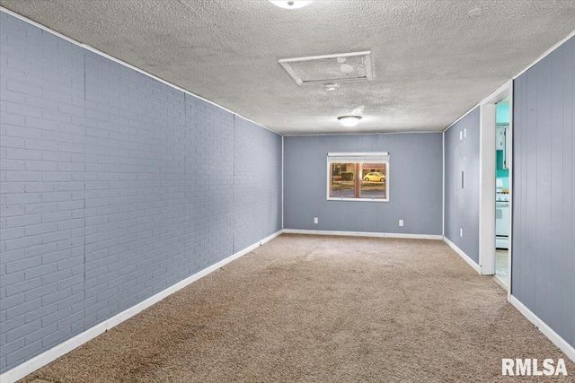 316 S CURTIS Street, Edinburg, IL 62531