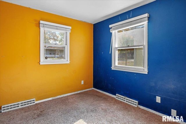 316 S CURTIS Street, Edinburg, IL 62531