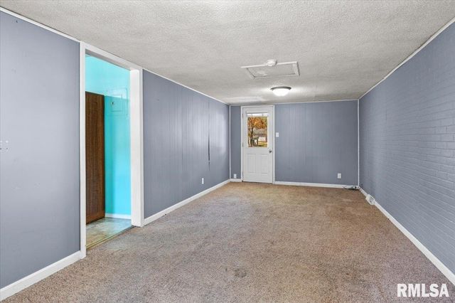 316 S CURTIS Street, Edinburg, IL 62531