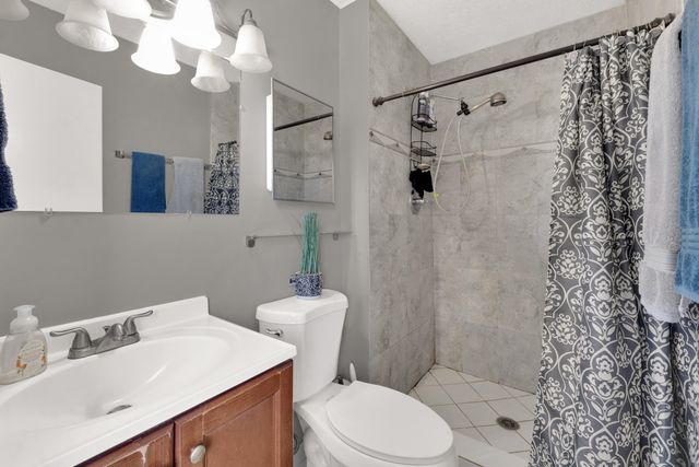 721 SW 79th Avenue, North Lauderdale, FL 33068