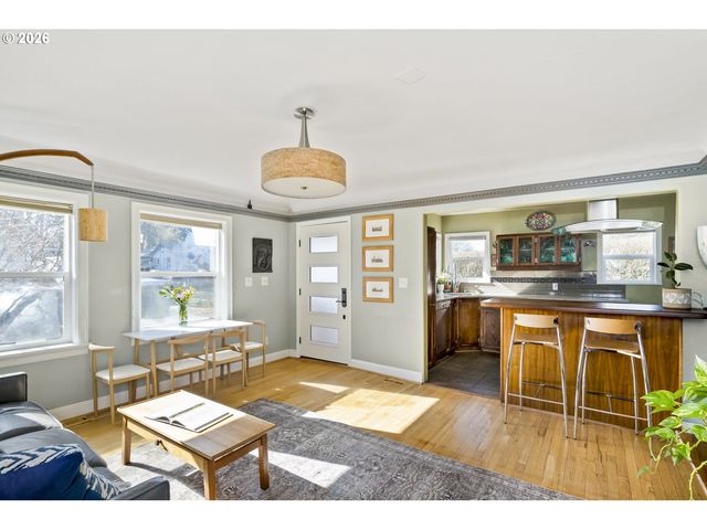 3123 Se OLSEN St, Milwaukie, OR 97222