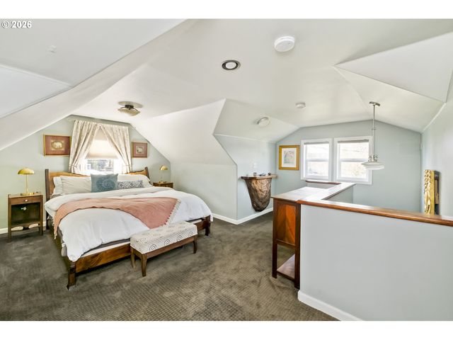 3123 Se OLSEN St, Milwaukie, OR 97222