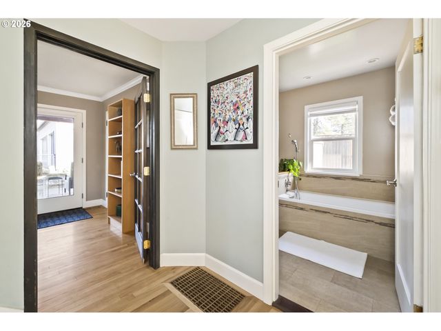 3123 Se OLSEN St, Milwaukie, OR 97222