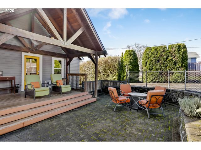 3123 Se OLSEN St, Milwaukie, OR 97222