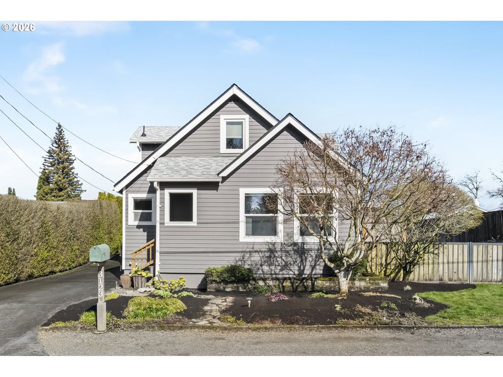 3123 Se OLSEN St, Milwaukie, OR 97222