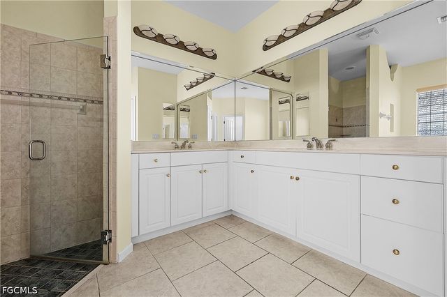 325 SE 21st ST, Cape Coral, FL 33990