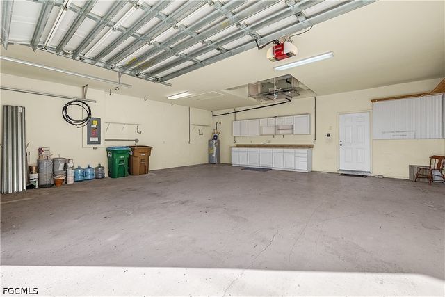325 SE 21st ST, Cape Coral, FL 33990