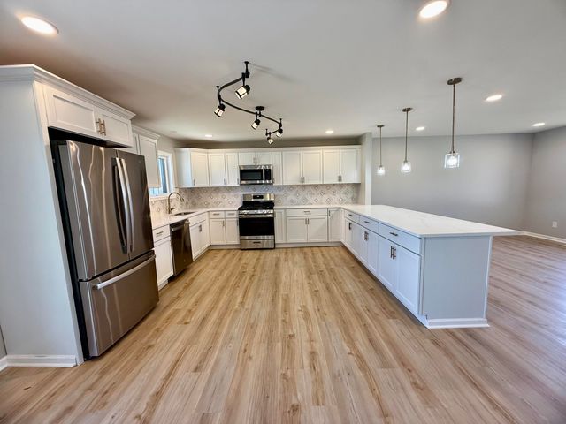 601 N Holly Lane, Griffith, IN 46319