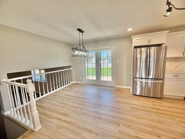 601 N Holly Lane, Griffith, IN 46319