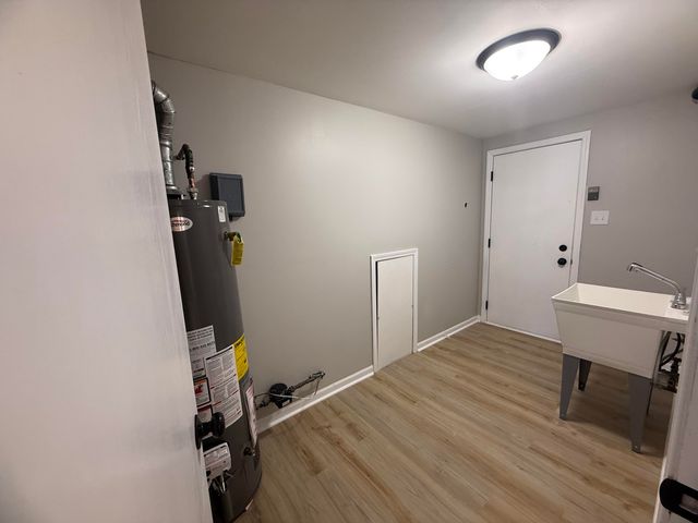 601 N Holly Lane, Griffith, IN 46319