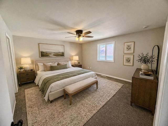 601 N Holly Lane, Griffith, IN 46319