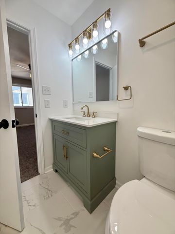 601 N Holly Lane, Griffith, IN 46319