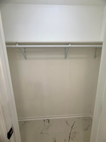 601 N Holly Lane, Griffith, IN 46319