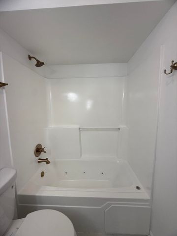 601 N Holly Lane, Griffith, IN 46319