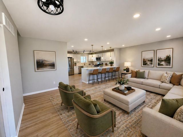 601 N Holly Lane, Griffith, IN 46319