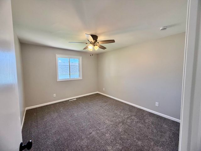 601 N Holly Lane, Griffith, IN 46319