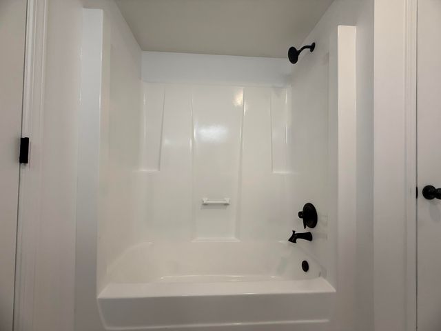 601 N Holly Lane, Griffith, IN 46319