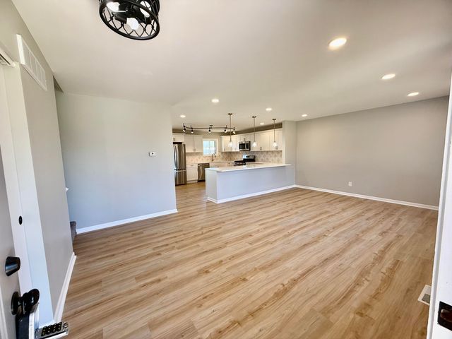 601 N Holly Lane, Griffith, IN 46319