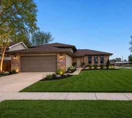 601 N Holly Lane, Griffith, IN 46319