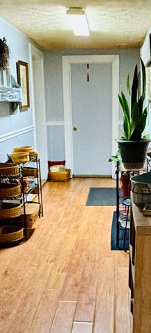 404 S Church St, Adams, TN 37010