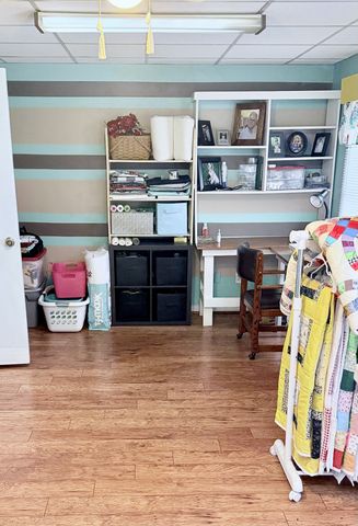 404 S Church St, Adams, TN 37010