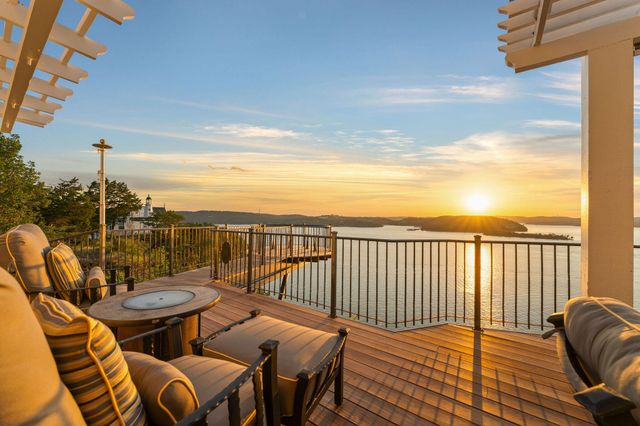 375 Slane Chapel Road, Branson West, MO 65737