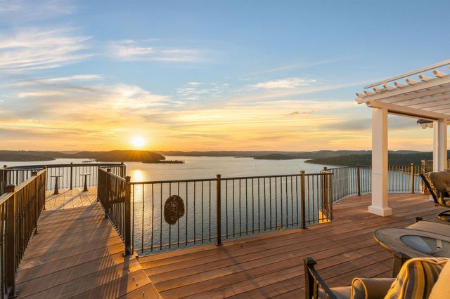 375 Slane Chapel Road, Branson West, MO 65737