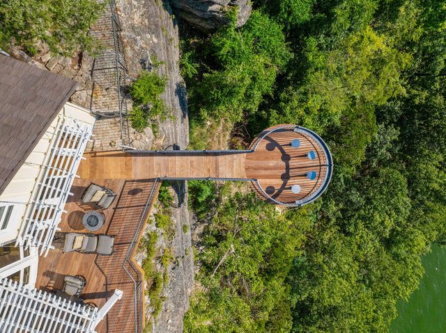 375 Slane Chapel Road, Branson West, MO 65737