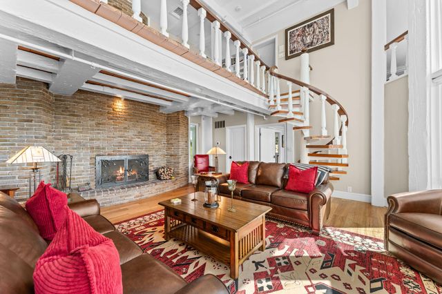 375 Slane Chapel Road, Branson West, MO 65737