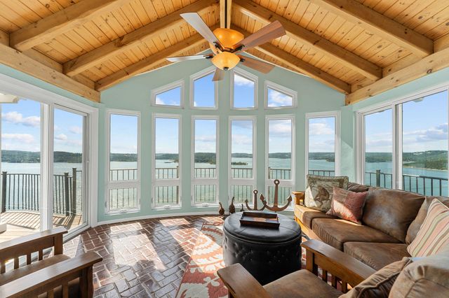 375 Slane Chapel Road, Branson West, MO 65737