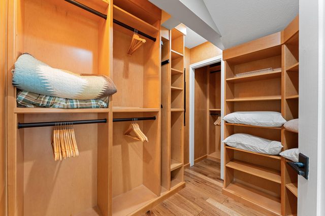 375 Slane Chapel Road, Branson West, MO 65737