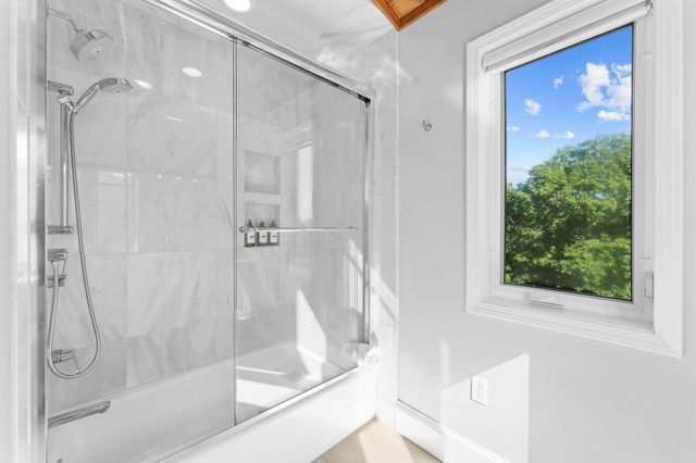 375 Slane Chapel Road, Branson West, MO 65737