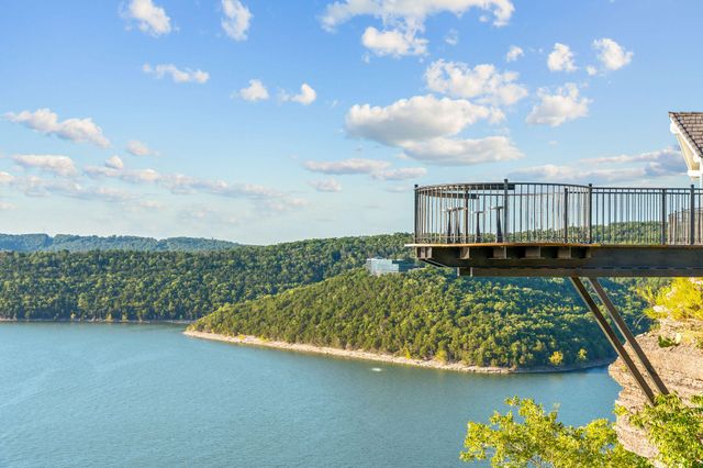 375 Slane Chapel Road, Branson West, MO 65737