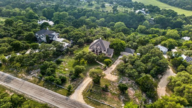 314 Hoskins, Boerne, TX 78006
