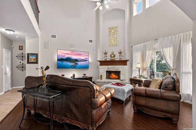 314 Hoskins, Boerne, TX 78006
