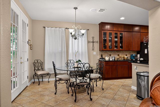 314 Hoskins, Boerne, TX 78006