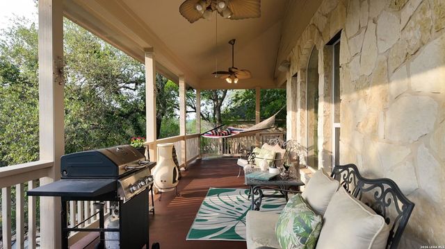 314 Hoskins, Boerne, TX 78006