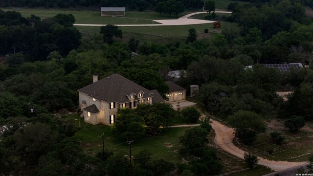 314 Hoskins, Boerne, TX 78006